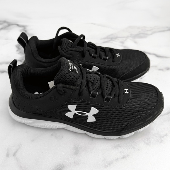 Under Armour Shoes - Women's Size 7 Under Armour Charged Assert 8 Running Shoes